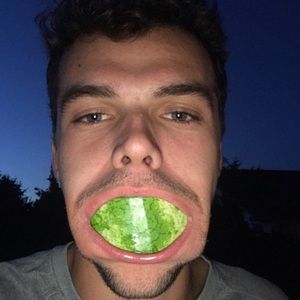 Meet your Posher, Tyler